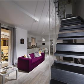 3 bedroom villa with jacuzzi, Castellammare del Golfo, sleeps 4-6